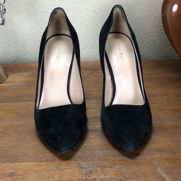 Nine West Black Suede Pointed Toe Heels - Picture 2 of 8